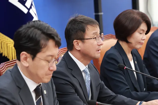 ‘올공 시위’ 장기화에 난감해하던 여당…“성조기가 웬말이냐” 대응...

6·3 지방선거 투표용지 부족 사태로 촉발된 서울 송파구 잠실 개표소 