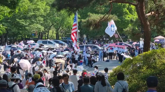 뒤늦게..종강하는 날 학교 근로까지 마치자마자 바로 올공으로 달려갔습니다
천안에서 올라가는 거라 저녁 늦게까지는 함께 못했지만...개씨발멸공입니