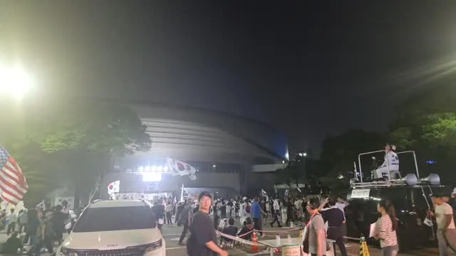 잠실 민주화운동 7회차
1. 올림픽공원 가스유출 뉴스에 
  오히려 더 많은 사람이 모였음
  반대를 이런 이슈  오히려 결집에 감동
2. 침대