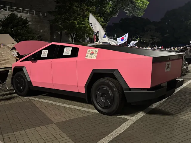 이게 진짜 예술이다.

화려한 전시도, 거장의 작품도 아니다.

자신이 믿는 가치를 지키기 위해 모인 시민들의 목소리, 그리고 그 목소리가 남긴