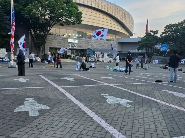 새벽반 이만 물러날게요 언제나 참석해주시는 분들, 자원봉사자님들께 다시 한 번 감사드립니다.