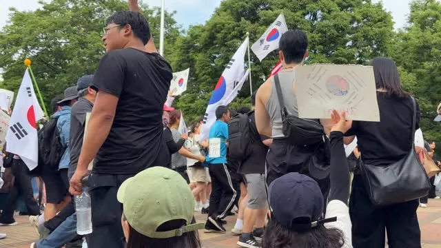 내일 다시 힘 보태러 오겠습니다.