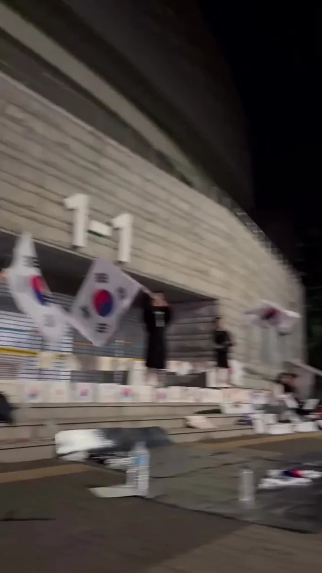 자유민주주의 대한민국 화이팅 🇰🇷🇰🇷🇰🇷🇰🇷
친구들 지인들까지 모르는사람들이 알수있게 
힘냅시다 우리나라 ~~