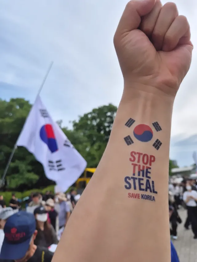 벌써 금요일이네요 내일 꼭 참여하겠습니다!
모두 정말 고생 많으십니다! 힘내세요!! 🔥 💪 

▓부정선거 재선거 ▓
▓당일투표 수개표 ▓