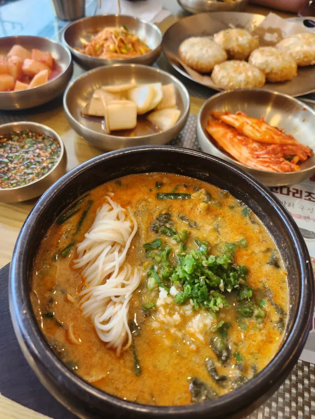 내 유일한
몸보신 메뉴 추어탕.
오늘은 넘 힘들어서
올공 도저히 못가겠고 
스레드로 봐야지🥹
#재선거