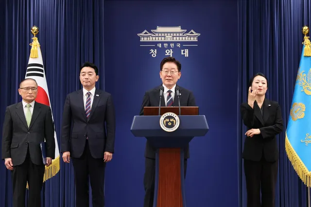 李 "선관위, 원포인트 개헌해야 하지 않나… 필요하면 대통령 발의"

이재명 대통령이 선관위 투표용지 부족 사태를 계기로 여야 합의 시 중앙선거