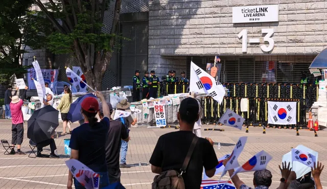 [속보] 경찰 "잠실개표소 지하 무단침입 3명 신원 확인…조사 방침"

[속보] 경찰 "잠실개표소 지하 무단침입 3명 신원 확인…조사 방침", 