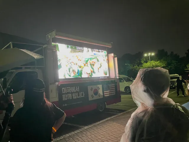 1-1에서 홍콩 다큐 방송중
관심있으면 와서 보길
