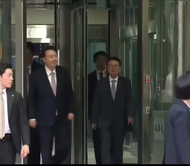기자가오건 말건 
오로지 국민만 보시는 
윤석열 대통령
내일 뵈러갈게요