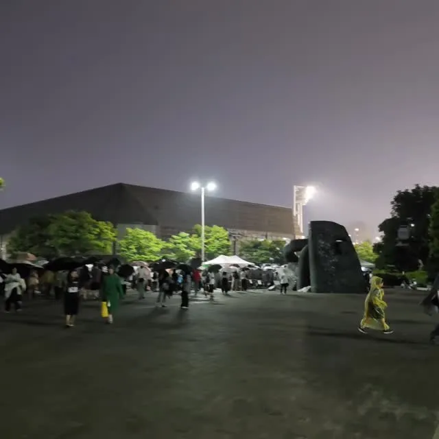 비가 오는 날에도 대한민국을 살리기 위한 한국교회의 예배는 멈추지 않는다..!

하나님이 보우하시니 우리는 결국 승리할 것..!