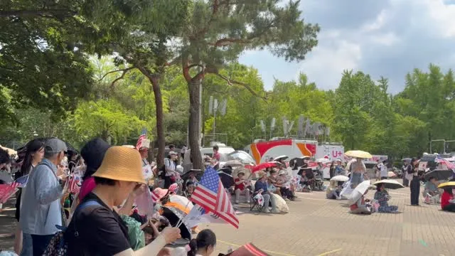 서울 간 김에 올공 한번 둘러봤어~
6월 18일 목요일 오후야~~!!
아기 낳고 37일 차였다~~!!

모두들 너무 감동이었어…
너무 감사하고…