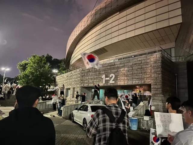 그러네 잠실 글들이 안올라오네 검열 지지 말자🫡