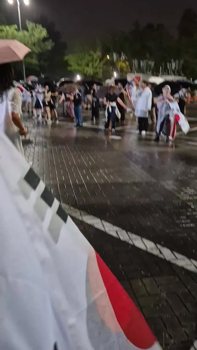 와보면 알 수 있는 열사 분들
오기만 해도 열사입니다
근데 진짜 대단한분들이 많으심 볼때마다 놀라요 멋진분들