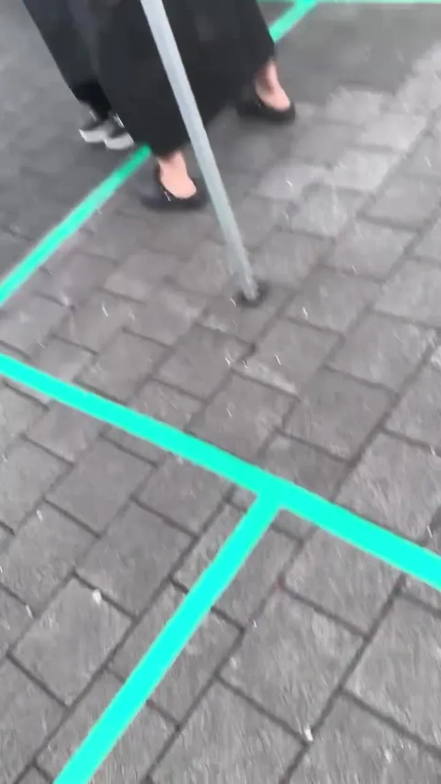 현재시간 15:15
저희 저희 자리를 지킵니다.