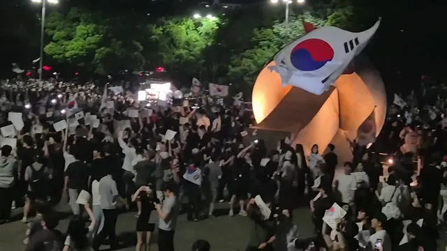 와.. 낮보다 진짜 많습니다

오후 9시 12분
1-2출입구입니다.