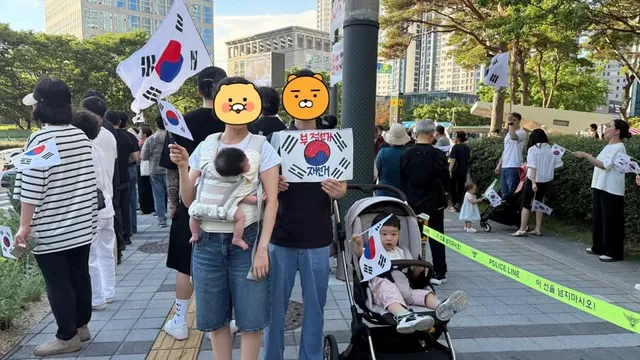 아기가 어려서 올공은 못가도
와이프랑 애기들 데리고
부산 선관위 집회 짧게라도
외치고 왔다~

멸공!🇰🇷