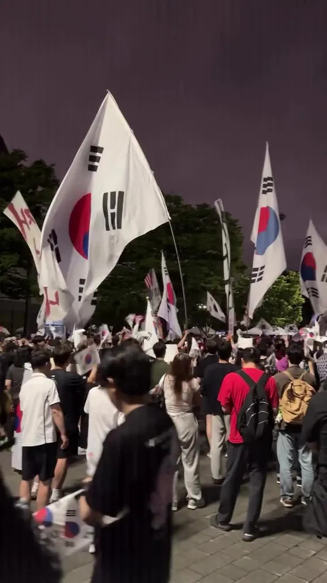 와씨 이틀만에 다시 왔는데 
분위기 레알 에너지 터진다 ㅋㅋㅋㅋ
반국가세력들 오줌지리겠는데

실시간 올공쓰
