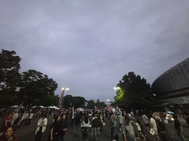 오늘 역대급으로 많이 온거 같아요...ㄷㄷㄷ 정부야 이제 모른척 그만해라 사람들 힘들다,,, 콘서트 인원 아님