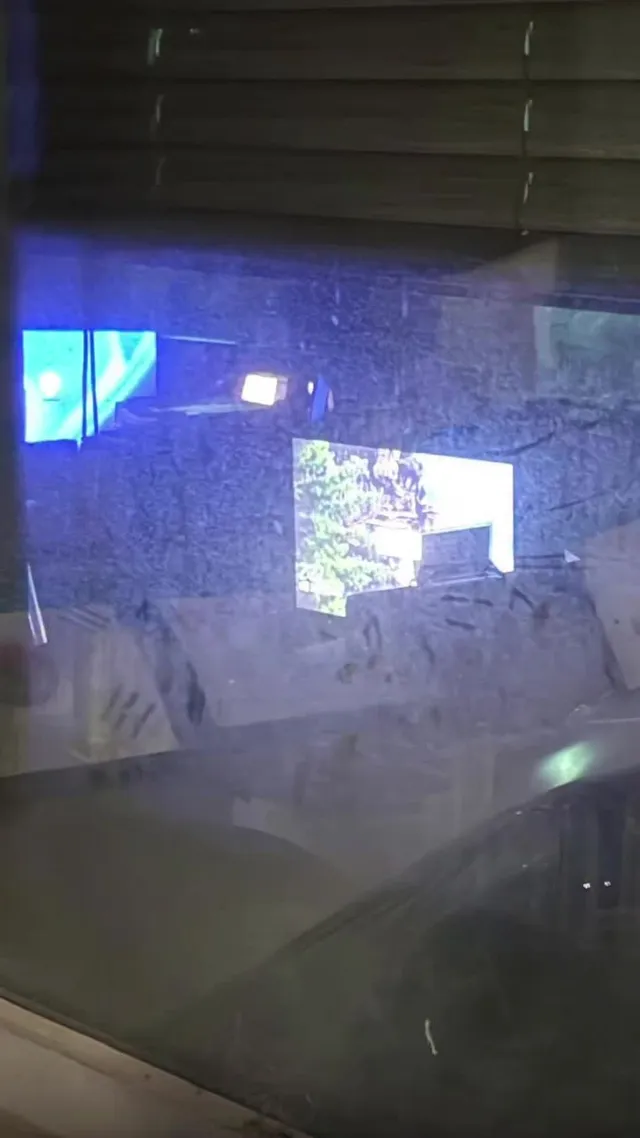 속보 2시간전  2-3 건물 안에 꺼져있던 컴퓨터 1대가 추가로 켜졌답니다😱😱
#잠실 #올림픽경기장 #핸드볼경기장 #올림픽공원 #재선거
