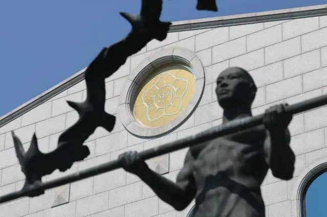 합수본, 연이은 투표관리원 조사…'윗선' 대상 수사 확대

6·3 지방선거 투표용지 부족 사태 진상 규명을 위해 출범한 검경 합동수사본부가 투표
