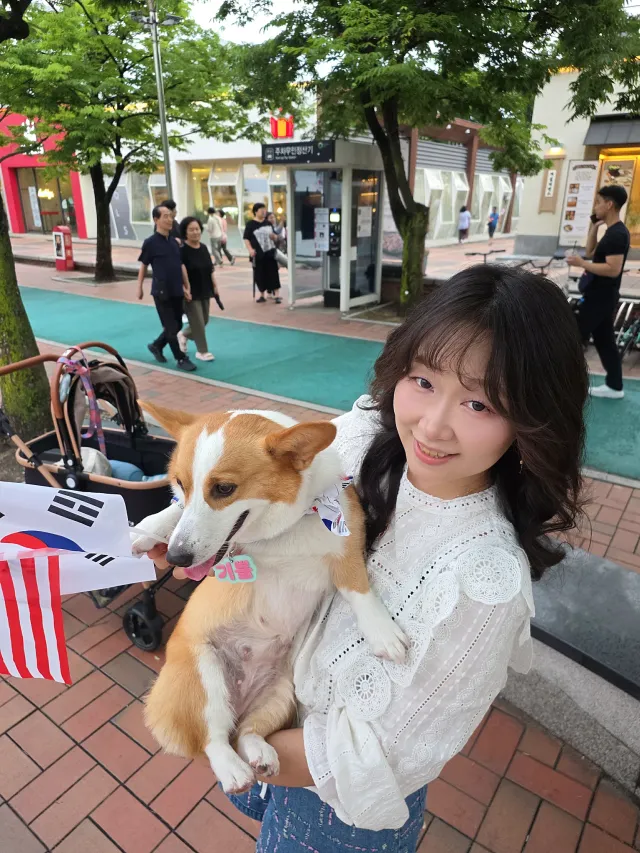 6/20 19:19

우리 잠실 도착!
오늘도 애국위해 열심히 외치고, 걷고 갈게❤️