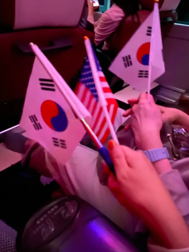 엄마가 다리아프고 힘들어해서 휴게버스에서 잠시 쉼

부정선거 재선거
당일투표 수개표
멸공
윤어게인!!
🇰🇷👍🫡