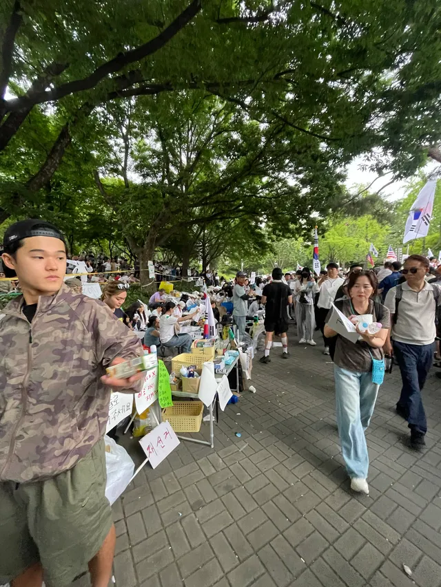 감동적이어서 눈물이 계속 나벌여,,
나 T인데 왜 자꾸 눈물이 나던지 ㅠㅠㅋㅋ큐ㅠㅠㅠ