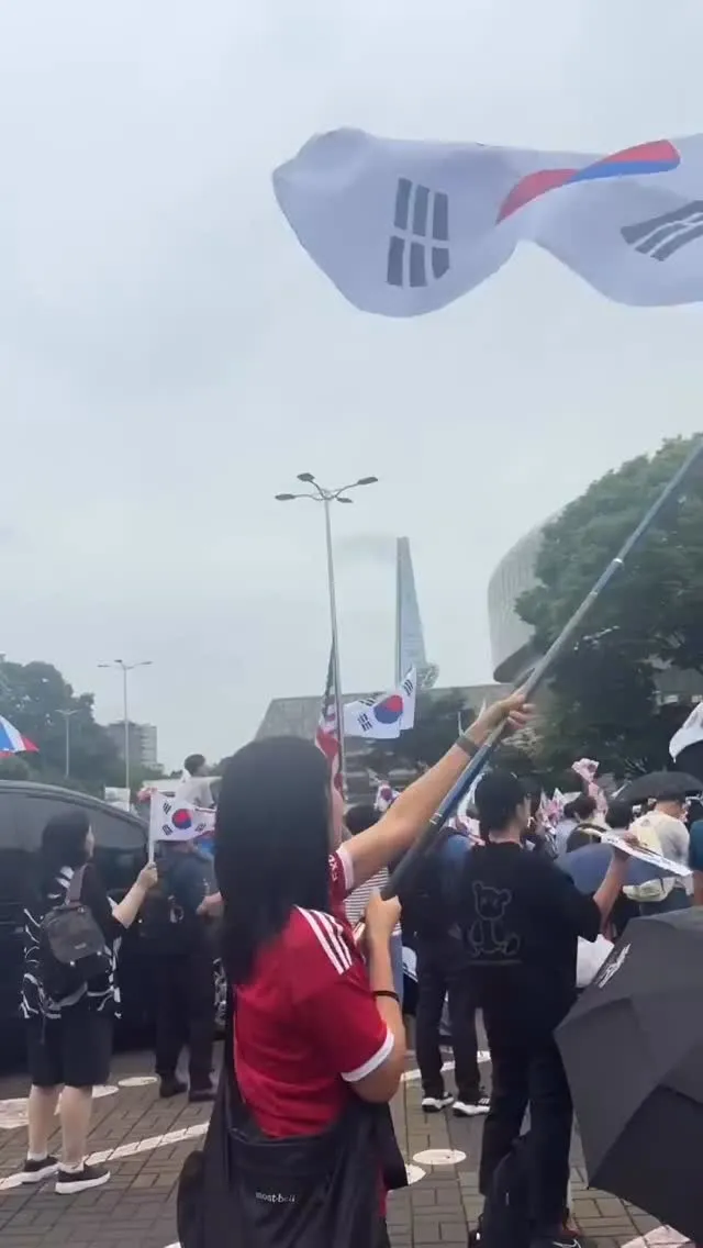 지방에서만 집회다니다가
잠실오니까 애국심 더 발동 ,,🇰🇷🔥