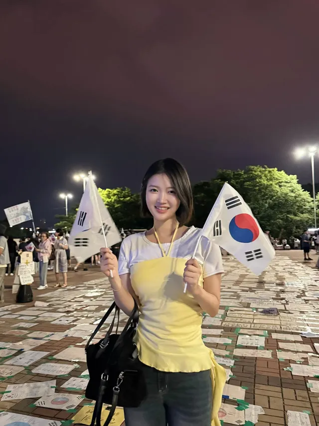 대한민국만세🇰🇷🇰🇷

나 크리스천이라 욕 최대한 안하려고 하는데 
나도 외치고 싶은데… “개씨X 멸공”🔥🔥