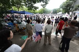 [포토] '지방선거 투표지 부족 규탄' 참정권 집회 18일째

[천지일보=남승우 기자] 6.3 지방선거 투표용지 부족 사태 규탄 ‘참정권 집회’