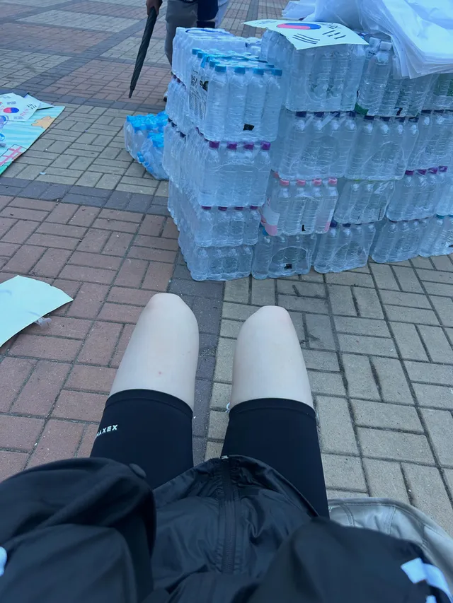 올공 첫날과 15일차 피부색 차이…………
나 진짜 하얀사람이였는데……….