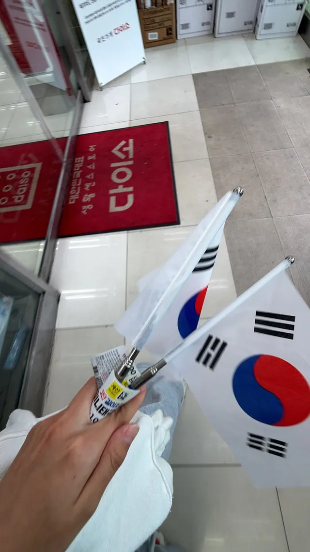 7월3일 시험 끝나자마자 친구랑 밥 든든하게 챙겨먹고 올공 가겠습니다!! 멸공▓▓