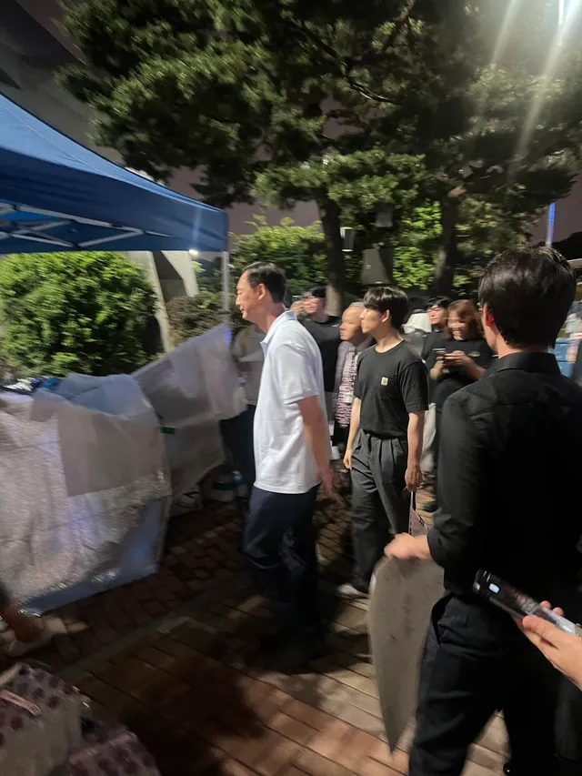 오늘 밤 올공!
모스탄대사님 오심!