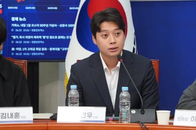 <청년들의 신뢰 회복을 위해 극우몰이가 아닌 포용, 경청, 책임지는 집권여당의 모습이 필요합니다.>

안녕하십니까, 더불어민주당에서 만29세 이