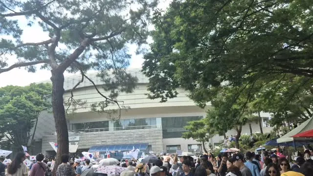 올공 거의 매일 방문하면서 느낀 점😢

청년들 인원이 점차 줄어들고 어르신들이 늘어나는 추세..!
(초기에 비해서 인원 자체가 줄었어요)

생