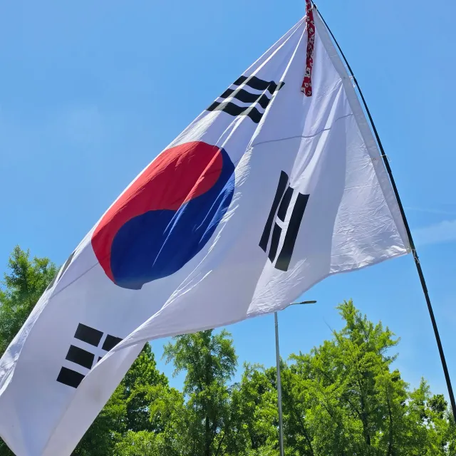 드디어 올림픽공원❤️❤️
허리도 어깨도 아프지만 꼭 오고 싶던 이유

미래의 나에게 부끄럽지 않은 내가 되기 위해서😄