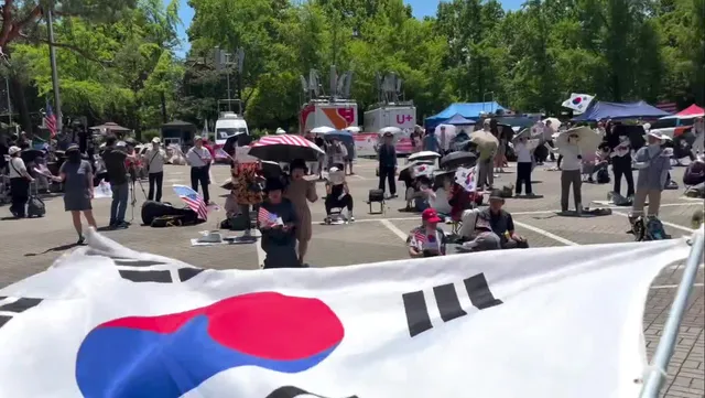 올공. 조금 늦었지만 대한민국 만세🇰🇷

태극기 품고 올공 오는 동안, 대한 독립 만세 외치던 사람들도 이런 기분이었을까. 수 십년 전에 잃