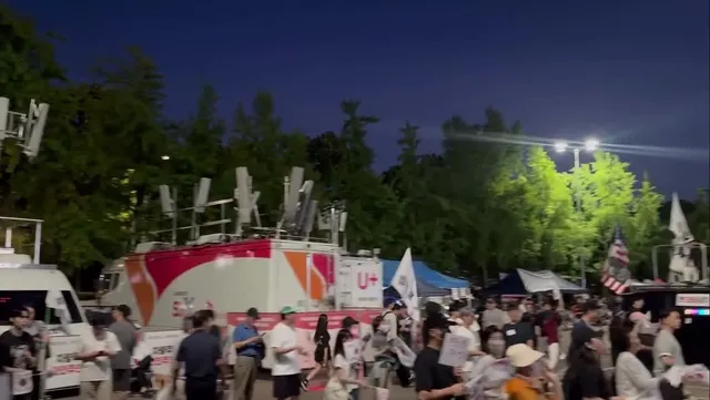 실시간 올공 

평일 하루 중 이시간대가 사람이 가장 많은거겠지?? 
아직 모자르다 ㅠㅠ 더 모이자!!!! 🇰🇷🇺🇸🇰🇷🇺🇸