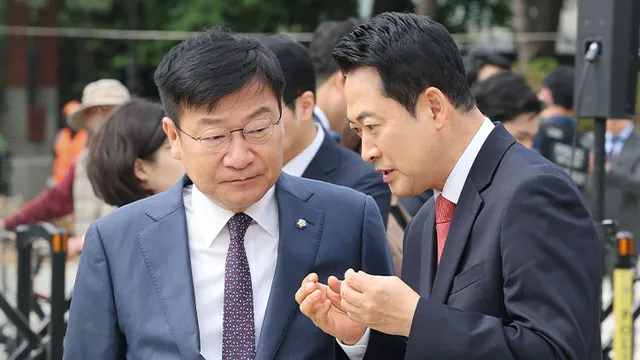 '기강 잡기' 나선 정점식, 최고위원들에 "발언 신중하라"…장동혁과도 ...

'기강 잡기' 나선 정점식, 최고위원들에 "발언 신중하라"…장동혁
