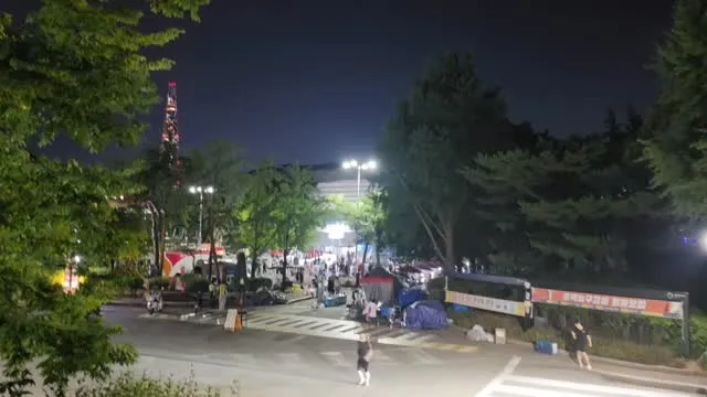 올공 도착 10:40 -
11시가 넘은 평일인데도 계속 밀려드는 사람들

항상 물&모기기피존을 맡았었는데
오늘, 태극기존으로 신분상승(?🫡🫶