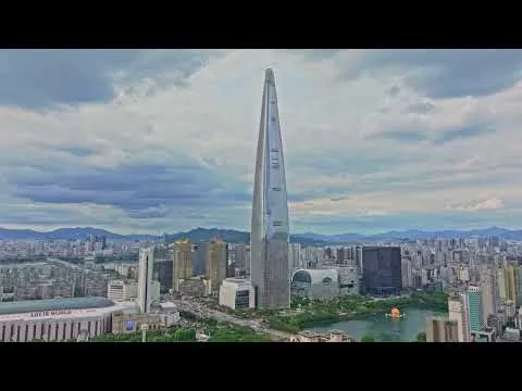 [4K 영상] 서울 송파구 잠실 롯데월드타워 도심 풍경 / Downtown view of Lotte World Tower in Jamsil, S