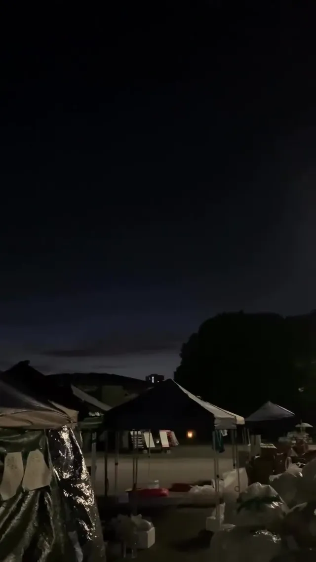 해가 서서히 …
현재 시간 4:18