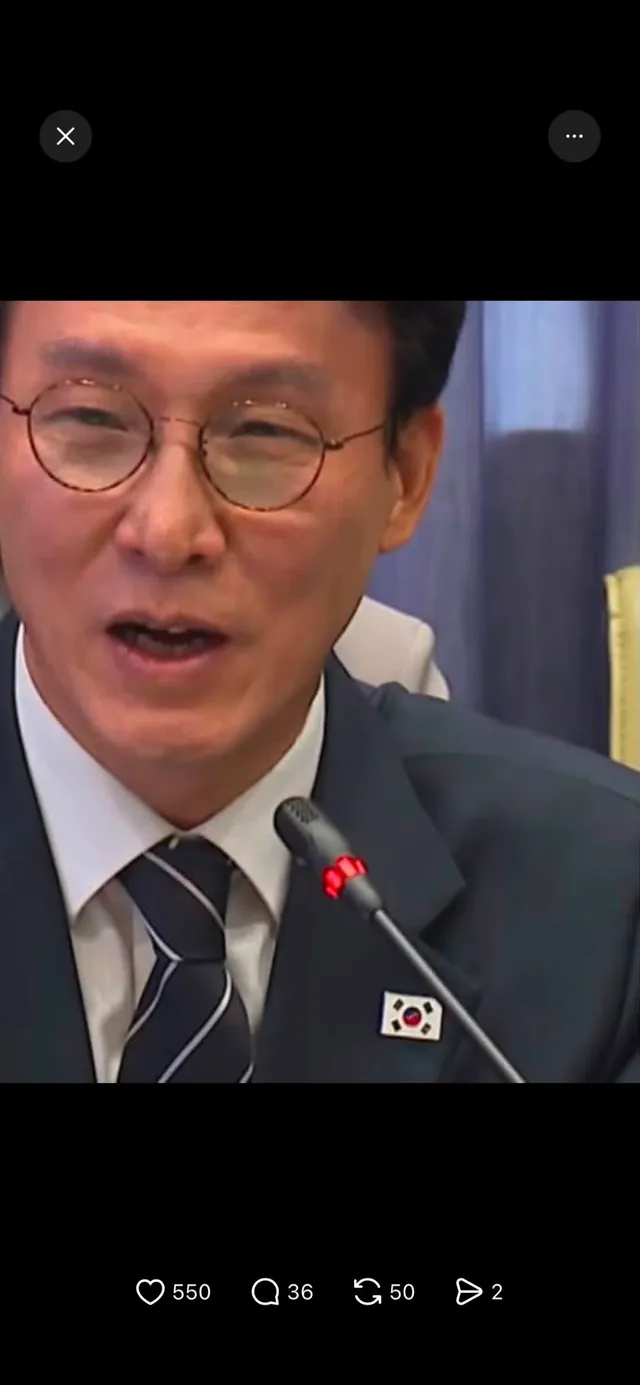[하룻밤사이 요약 뉴스]!!!!!!!!!!!!!!!

하룻밤 사이에 있었던 것을 요약하자면…

1.김민석 태극기 거꾸로 차고 나옴
2.네이버 중