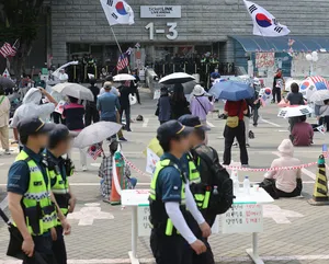 장마까지 대비한다는데, 경찰은 피로감 ‘한계’…탈출구 없는 올림픽공...

[헤럴드경제=이영기 기자·김서현 수습기자] 3주를 꽉 채운 올림픽공원