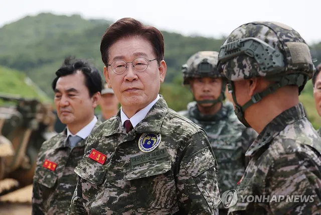[연합뉴스 이 시각 헤드라인] - 18:00

■ 李대통령 "징집병 최소화하고 선택적모병제…자랑할만한 軍으로"