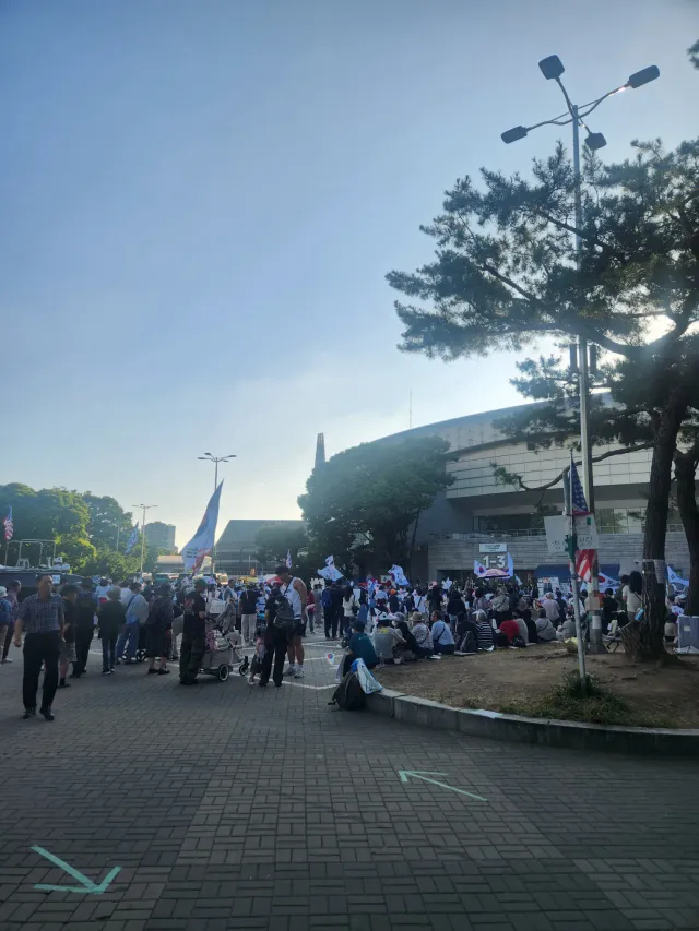 내향인 퇴근하고 첫 올공 방황중