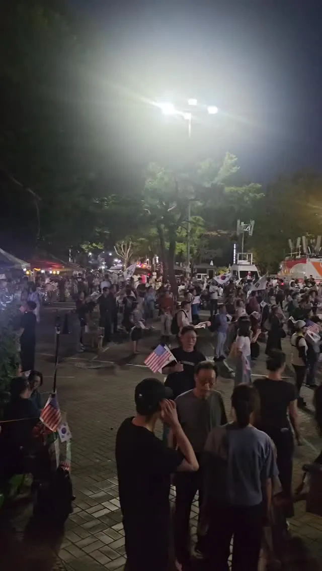 밤에는 그나마 살거같은데 헌혈하기 바쁘다...

다들 지치지 말자!