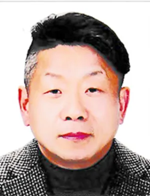 [맑은고을 칼럼]충북도청 쌈지공원의 작은 목소리

어제 충북도청 앞 쌈지공원에서 열린 부정선거 의혹 진상규명 촉구 집회에 참석했다. 도청을 둘러