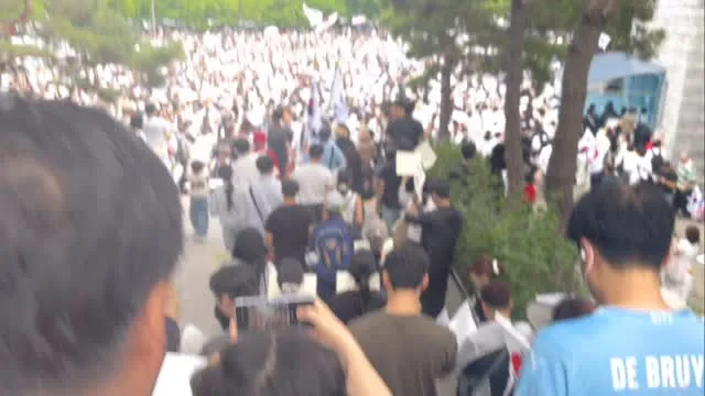 이사람들이 어떻게 폭도냐ㅋㅋㅋㅋ