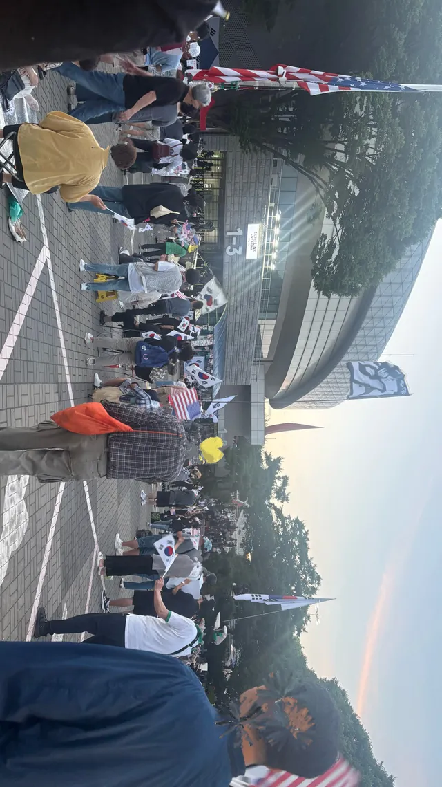 쉬는 날마다 세종 올공 자차로 다니는데
대전도 많이 모이나요? 
요번주 휴무 하루만 쉬고 싶어서요..
허리가 뽀사질것 같아요🥺😭